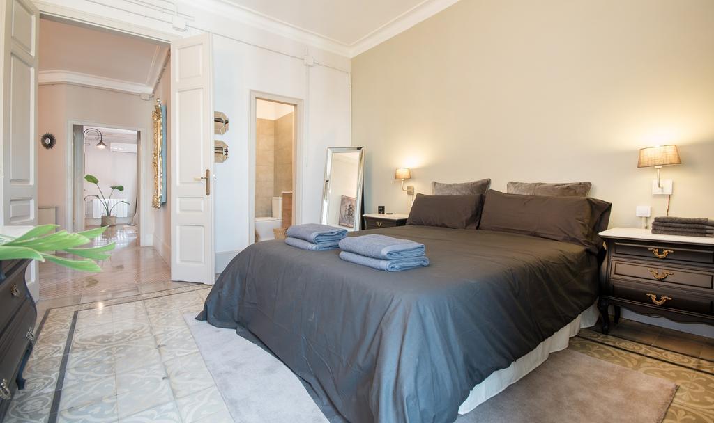 ברצלונה You Stylish Boutique Apartments מראה חיצוני תמונה