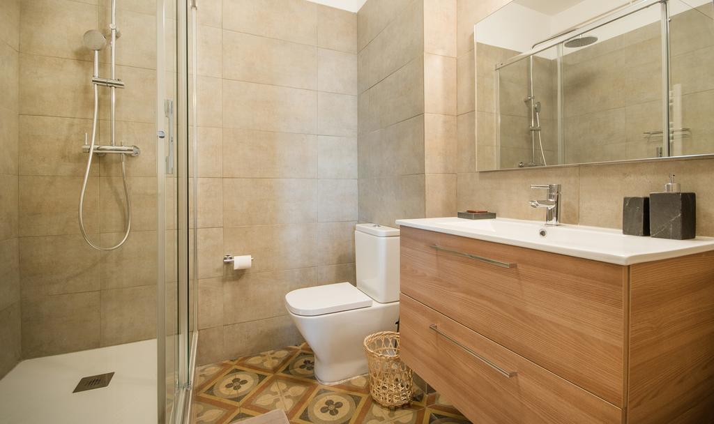 ברצלונה You Stylish Boutique Apartments מראה חיצוני תמונה